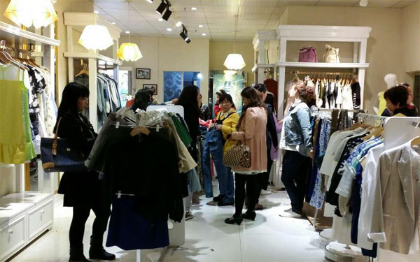 裂帛女装加盟店