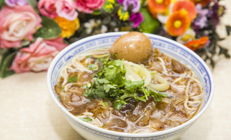 小马牛肉面加盟费是多少？