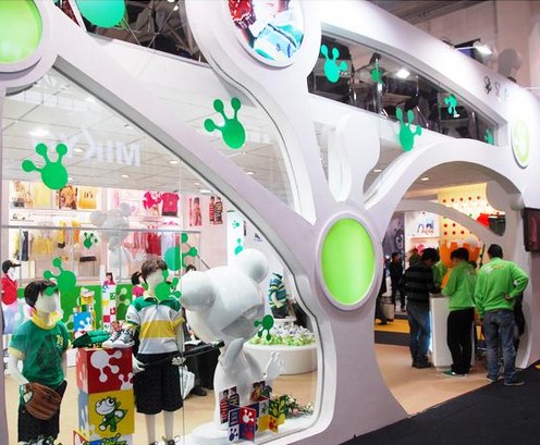 青蛙王子童装加盟费是多少? 青蛙皇子童装加盟费是多少?