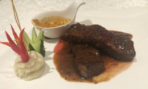 香草山西餐厅加盟最少需要多少钱？