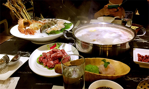 香港荣哥火锅加盟费是多少