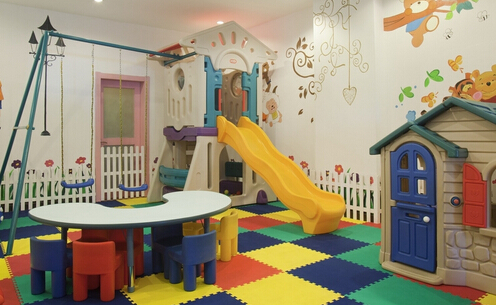 波比龙儿童乐园加盟