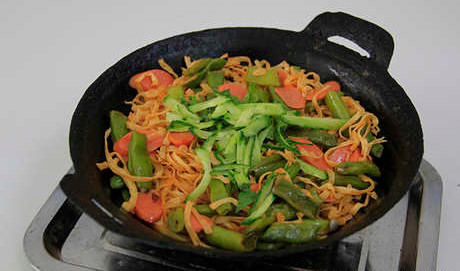 刘一锅铁锅焖面加盟