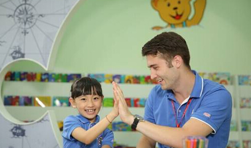 卢卡斯国际少儿教育加盟