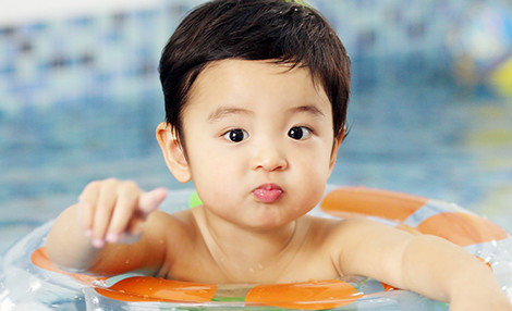 靓宝宝游泳馆加盟