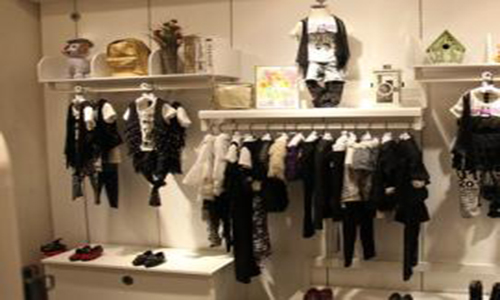 小玩熊童装加盟