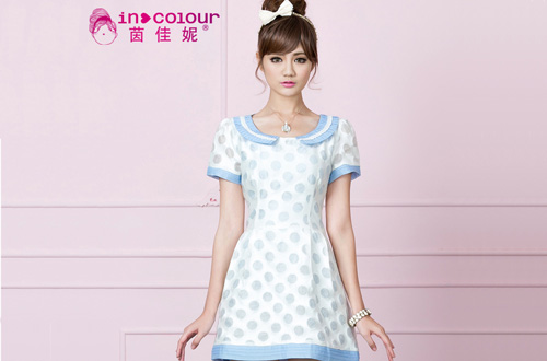 茵佳妮女装加盟