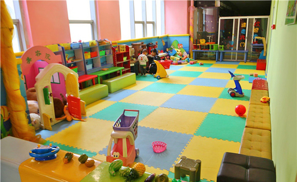 悠游堂儿童乐园加盟