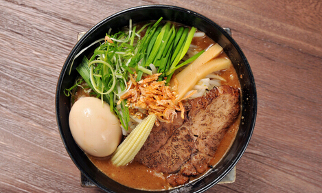 博多豚屋拉面加盟