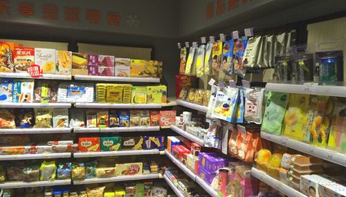 丫蜜零食星球加盟店