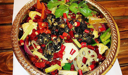 竹篓记冒菜加盟