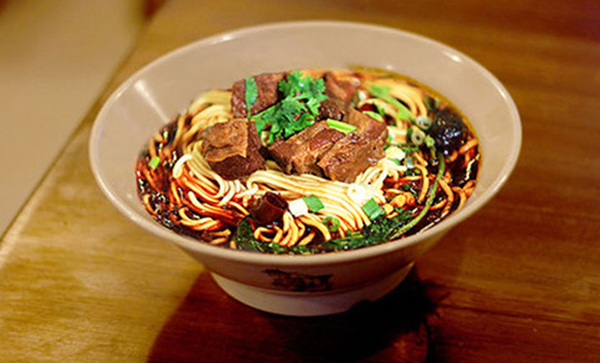 杨扁担重庆小面加盟