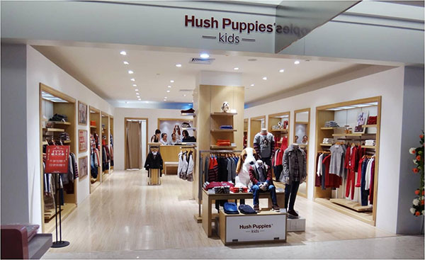 暇步士童装加盟