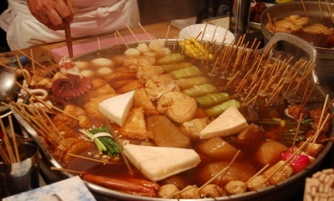 鲜小二麻辣烫加盟