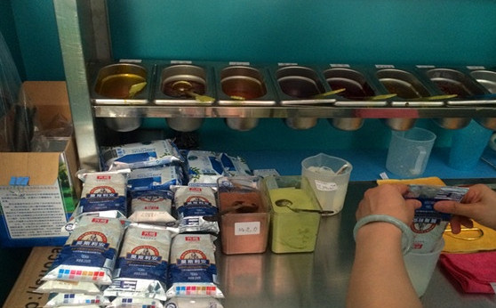 吴小姐炒酸奶加盟