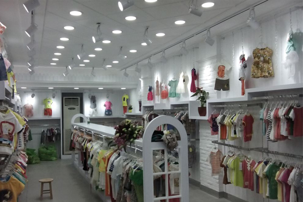 欧时力童装加盟