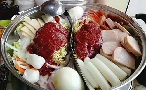 德本家韩国年糕火锅加盟