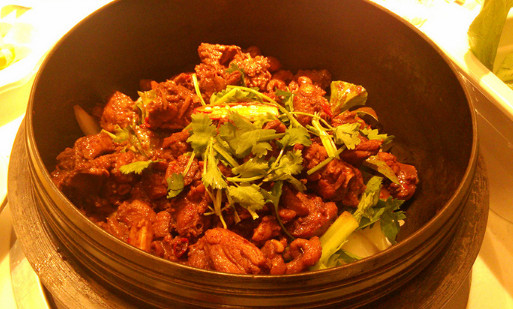 无名小子鸡公煲加盟