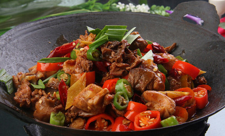 汤鼎记铁锅炖加盟