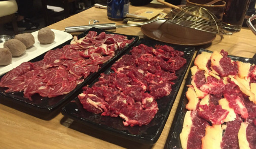 今日牛事潮汕鲜牛肉火锅加盟