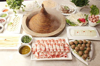 云南石锅鱼加盟