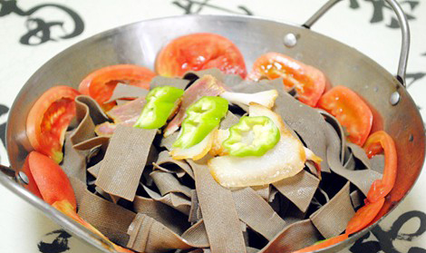 小嘴煲煲掂加盟