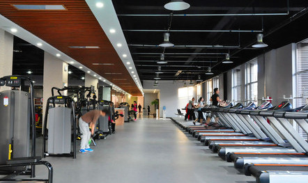 黄金时代健身俱乐部加盟