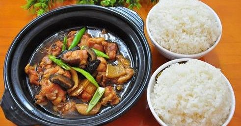 膳当家黄焖鸡米饭加盟