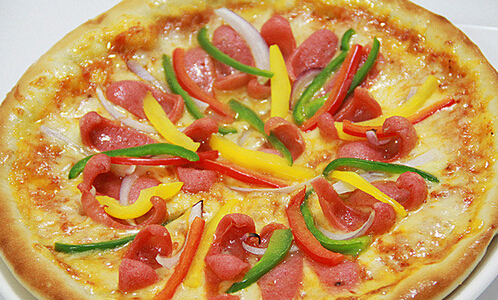 爱必喜手握披萨加盟