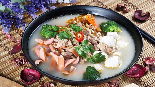 皇上皇冒菜加盟