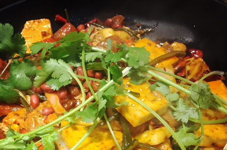 淳味王麻辣香锅加盟