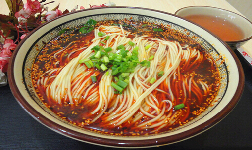 哈辣e族重庆小面加盟