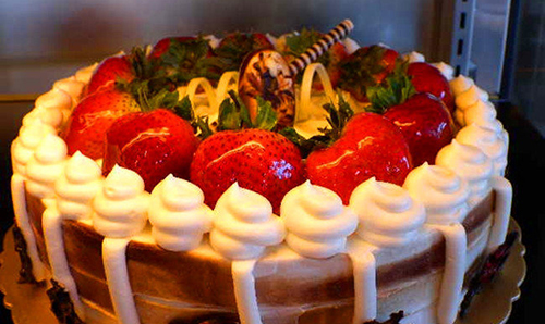 爱拉屋蛋糕加盟