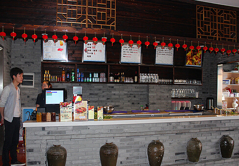 蜀三川麻辣香锅加盟