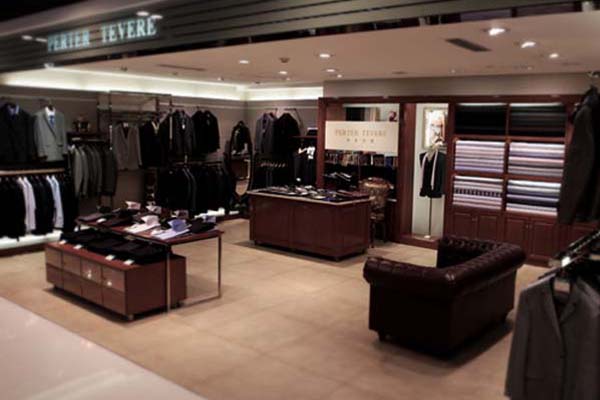 雅库男装加盟店