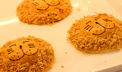 哈里老伯伯加盟