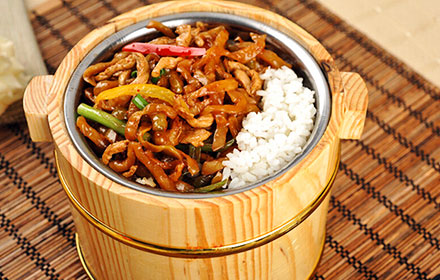 天下客木桶饭加盟