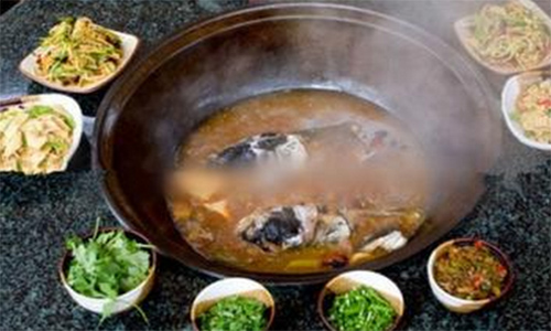 老渔翁铁锅炖加盟