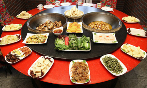 灶台福铁锅炖加盟店