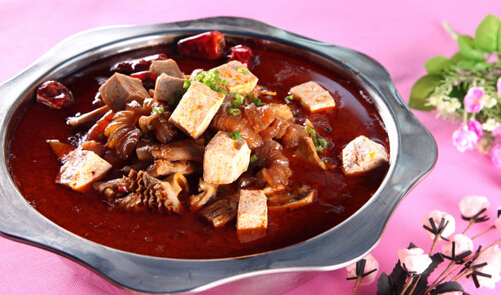 牛三藏牛杂火锅加盟