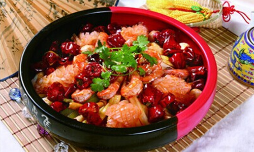 时尚频道麻辣香锅加盟