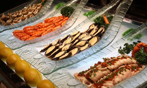 金钱豹自助餐加盟