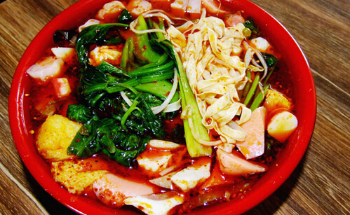 牛华八婆麻辣烫加盟