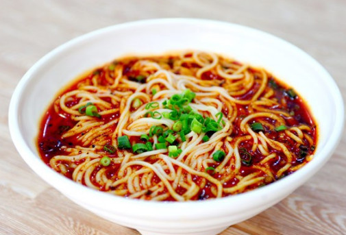 渝伢子重庆小面加盟