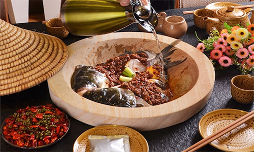 妙厨老爹泉水蒸气石锅鱼加盟