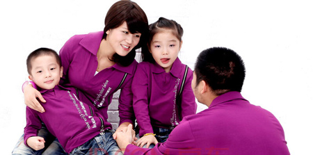 宇贝儿亲子装加盟