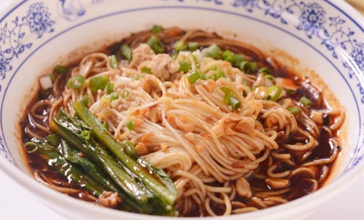 渝小婉重庆小面加盟