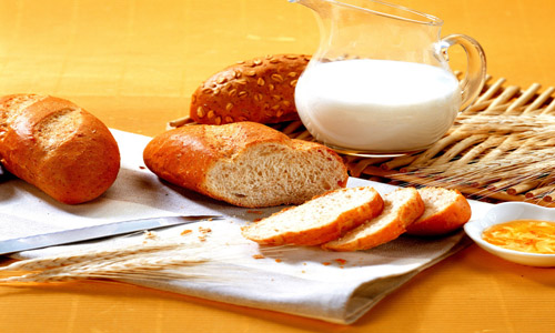 华之屋面包店加盟