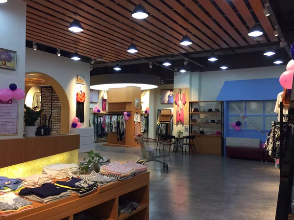 迷阵女装加盟店