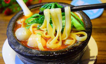 百年阿哥土豆粉加盟